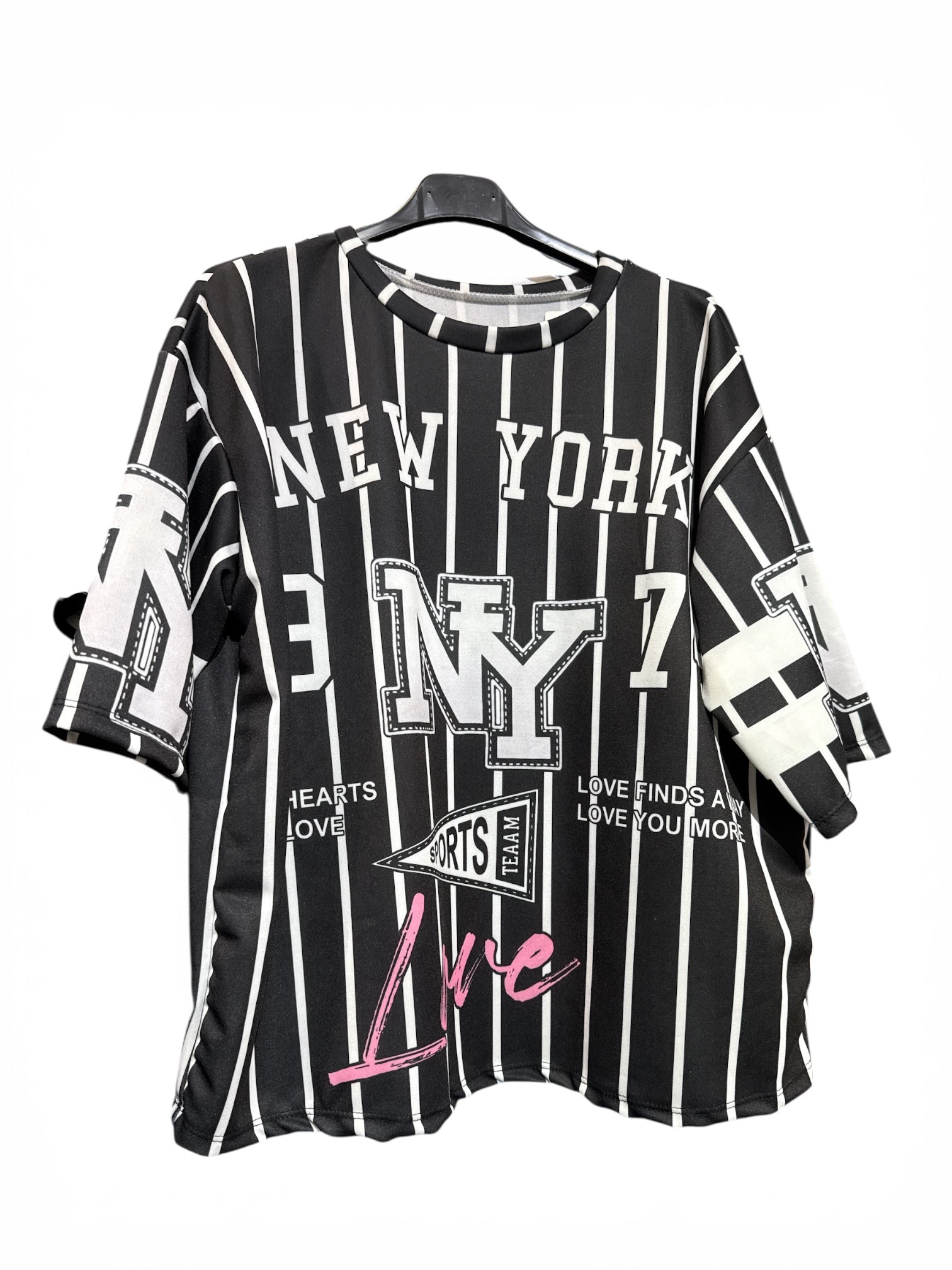 T-Shirt Oversize "New York City" – Urban Pinstripe Edition