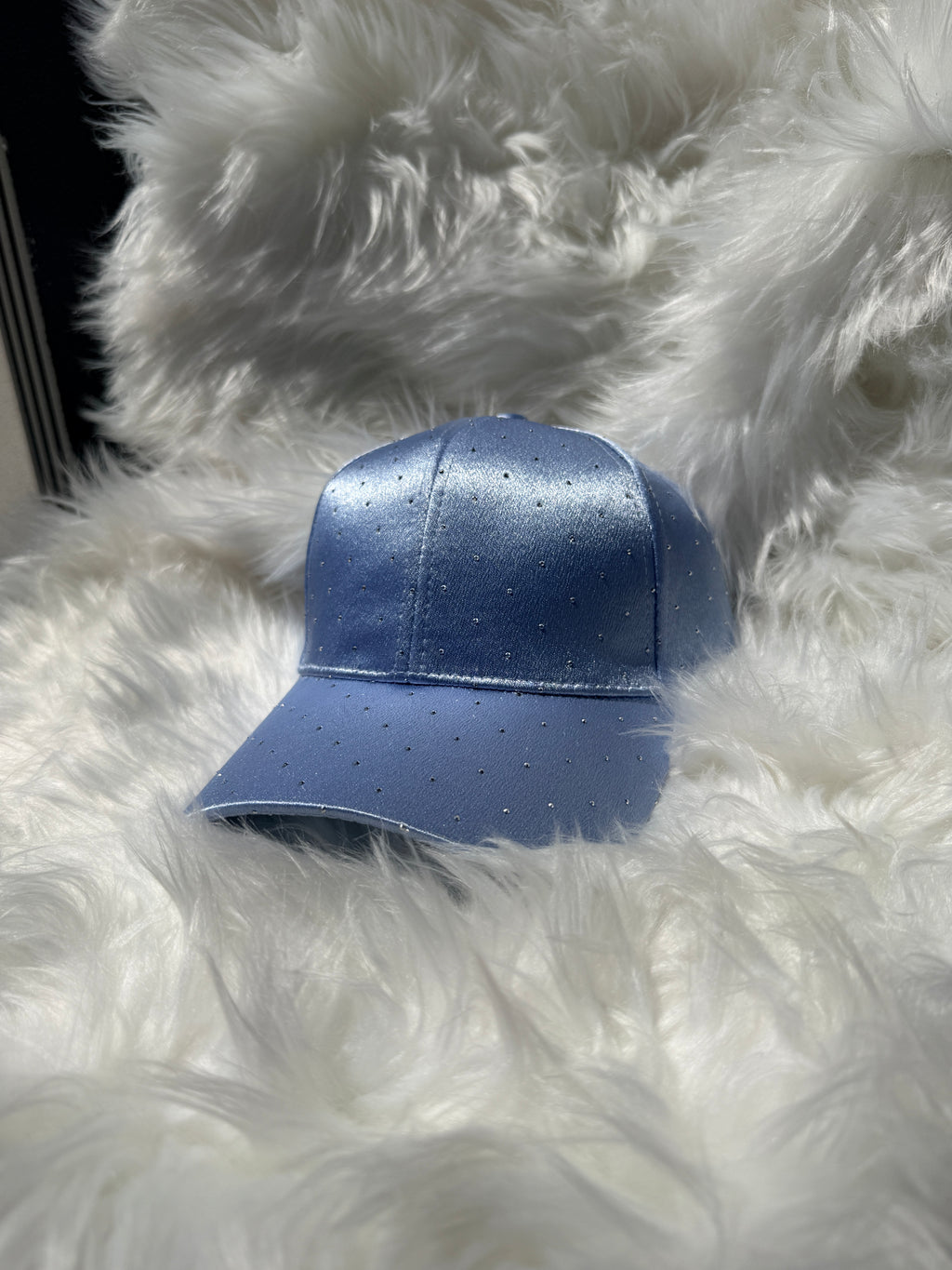 Cappello Luxury Satin con Strass