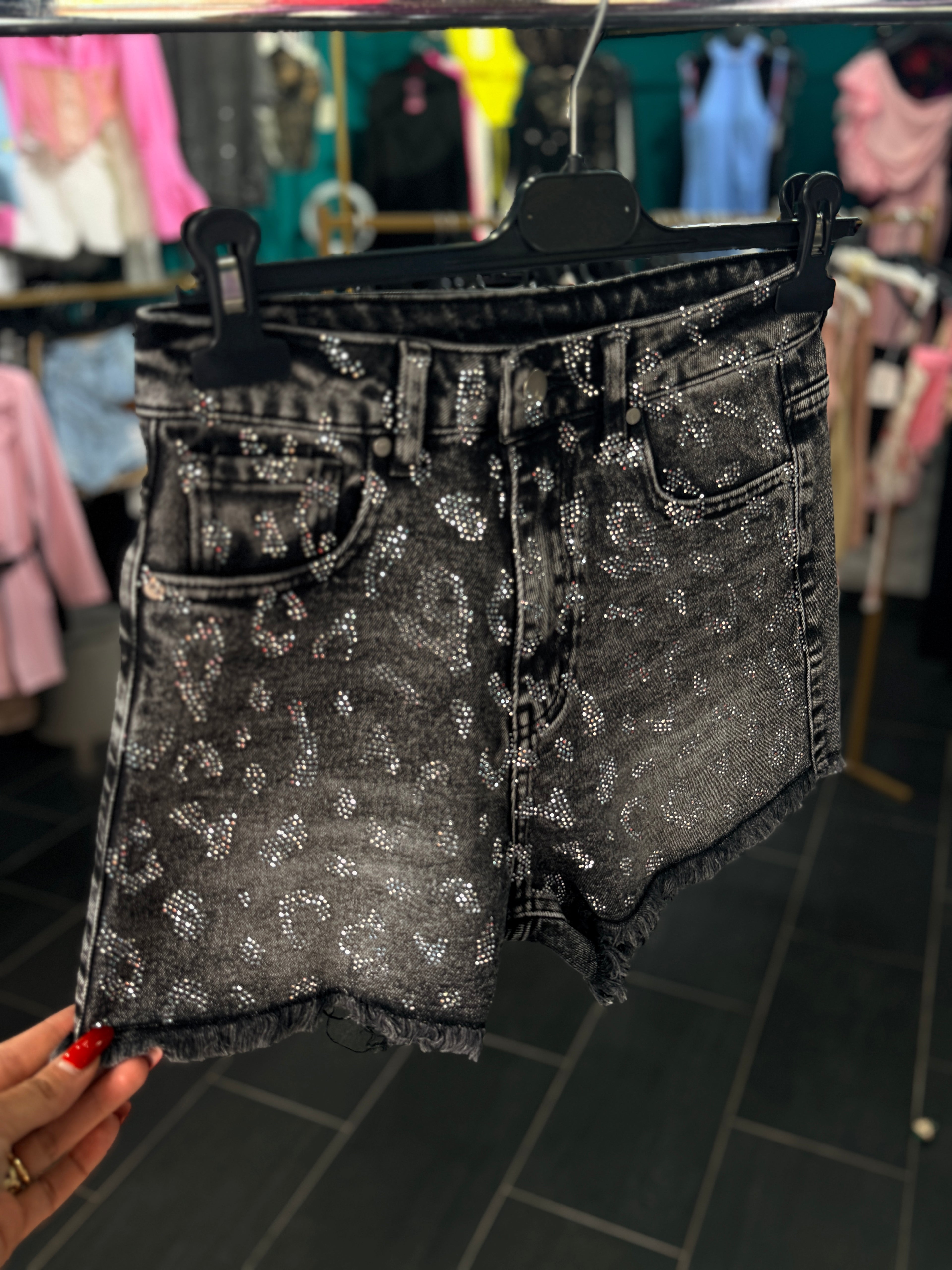 Shorts Denim "Animalier Shine" – Nero Lavato con Strass