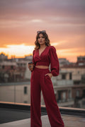 Set Coordinato "Passion Red" – Crop Top a Incrocio e Pantalone Sartoriale