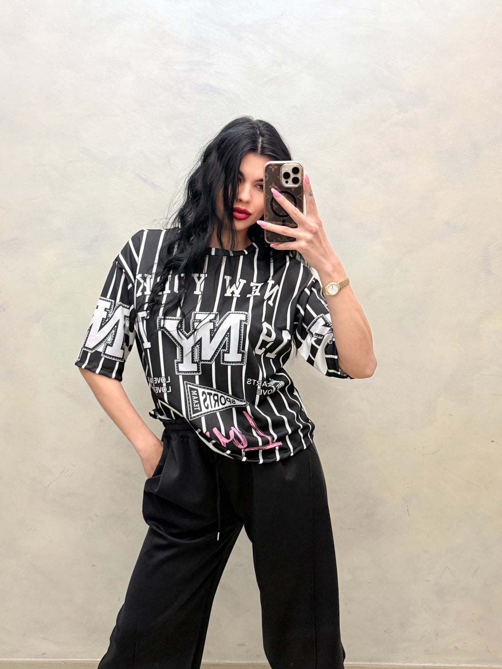 T-Shirt Oversize "New York City" – Urban Pinstripe Edition