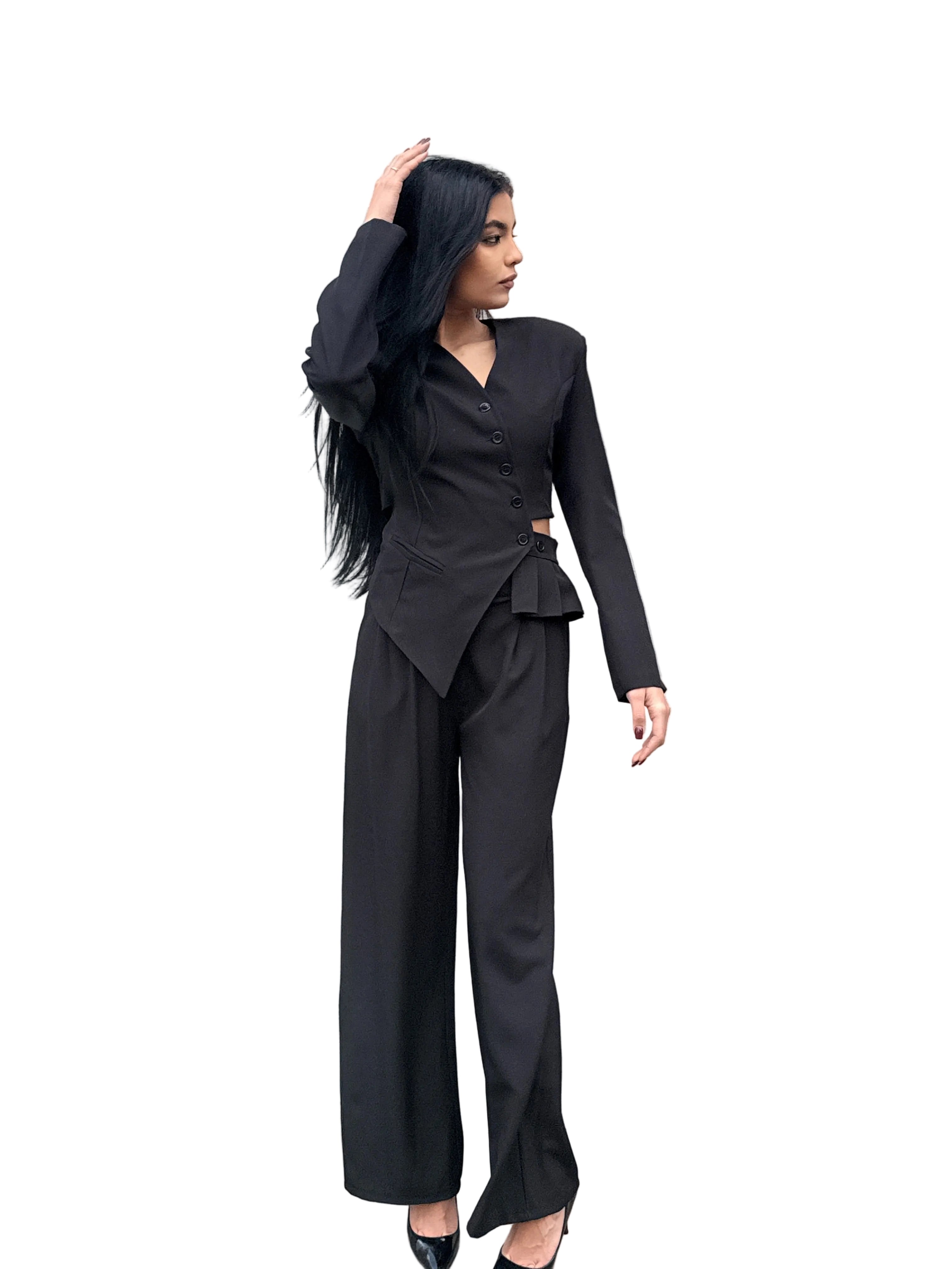 Tailleur Avant-Garde Asimmetrico – Black Editorial Set