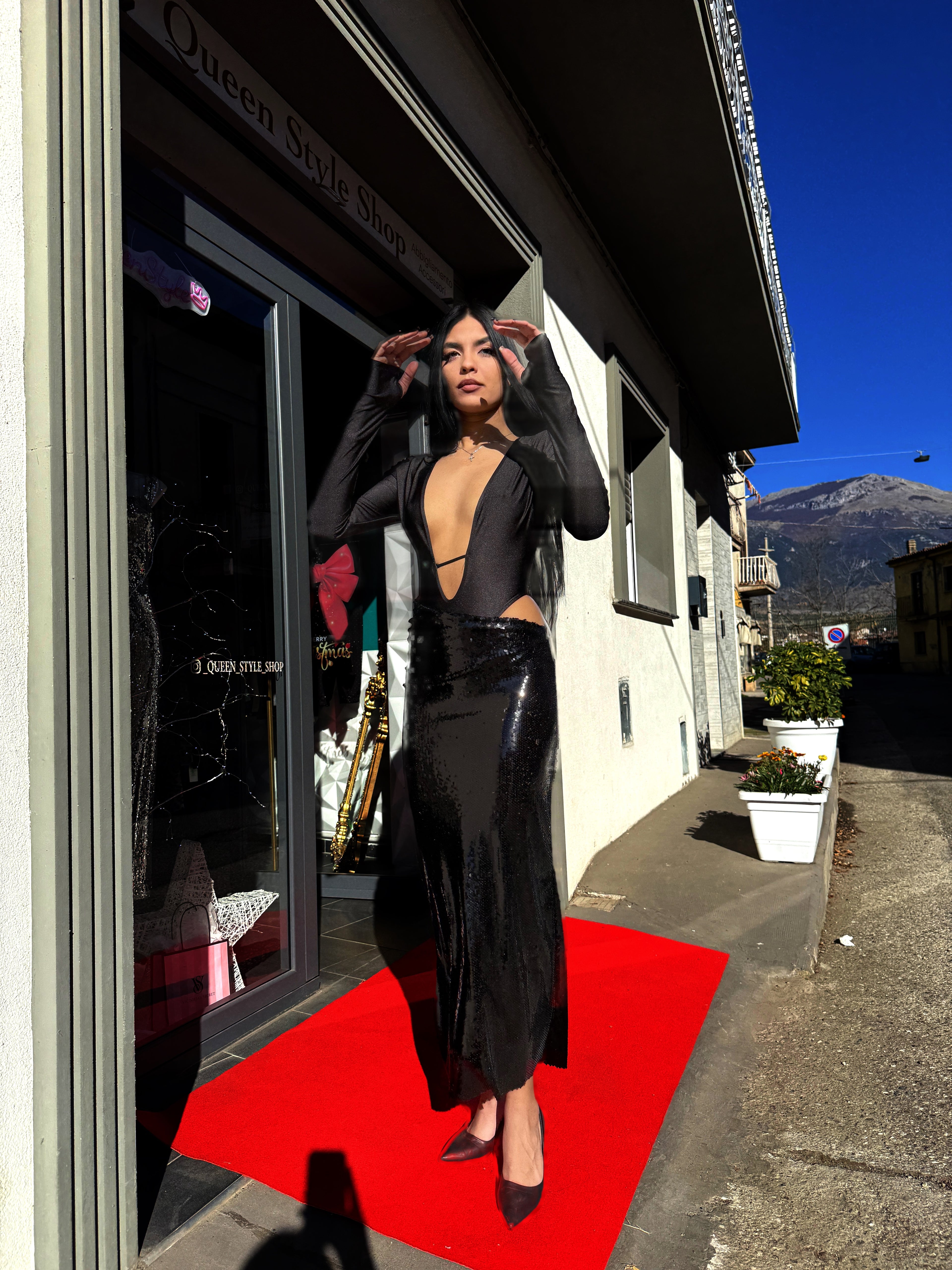 Abito Gala: Body Cut-Out & Gonna Lunga in Paillettes