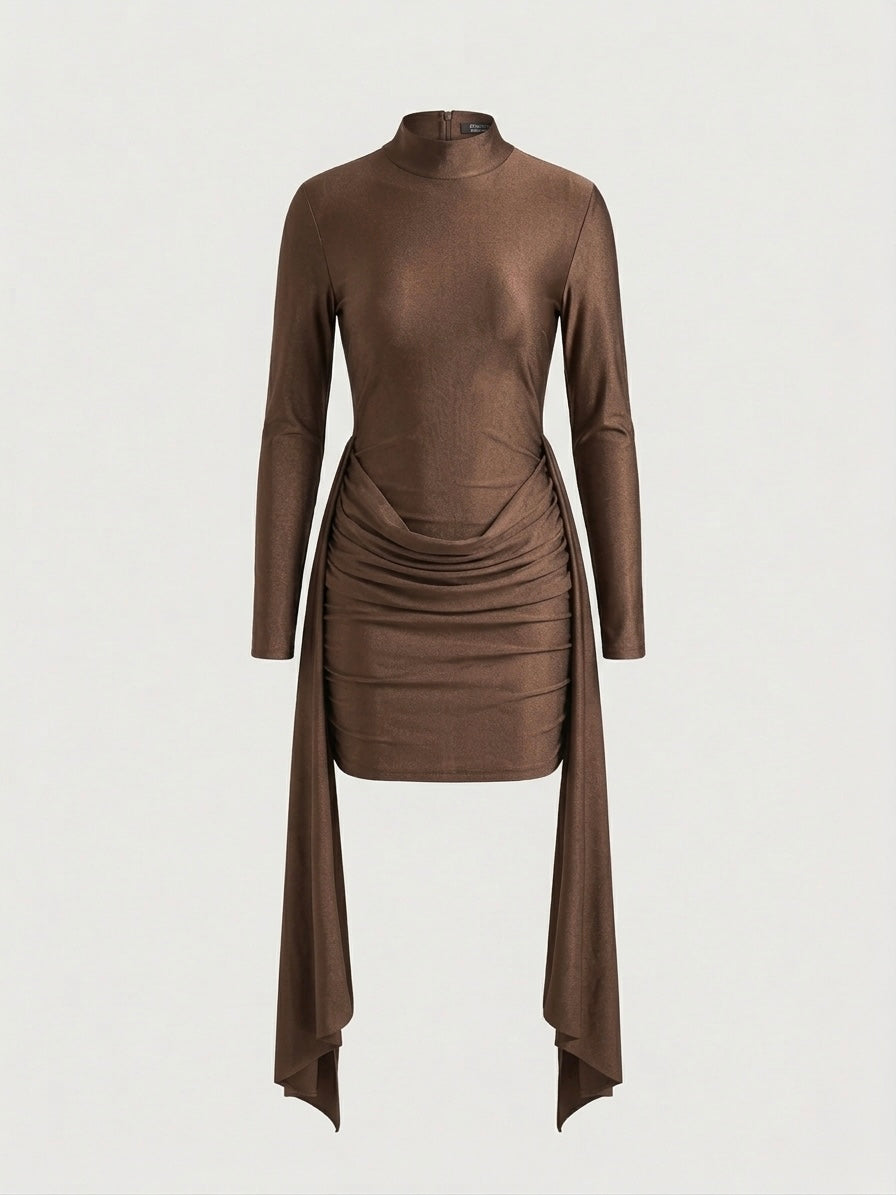 Abito Mini "Glow Drape" – Bronzo Satinato con Schiena Scoperta