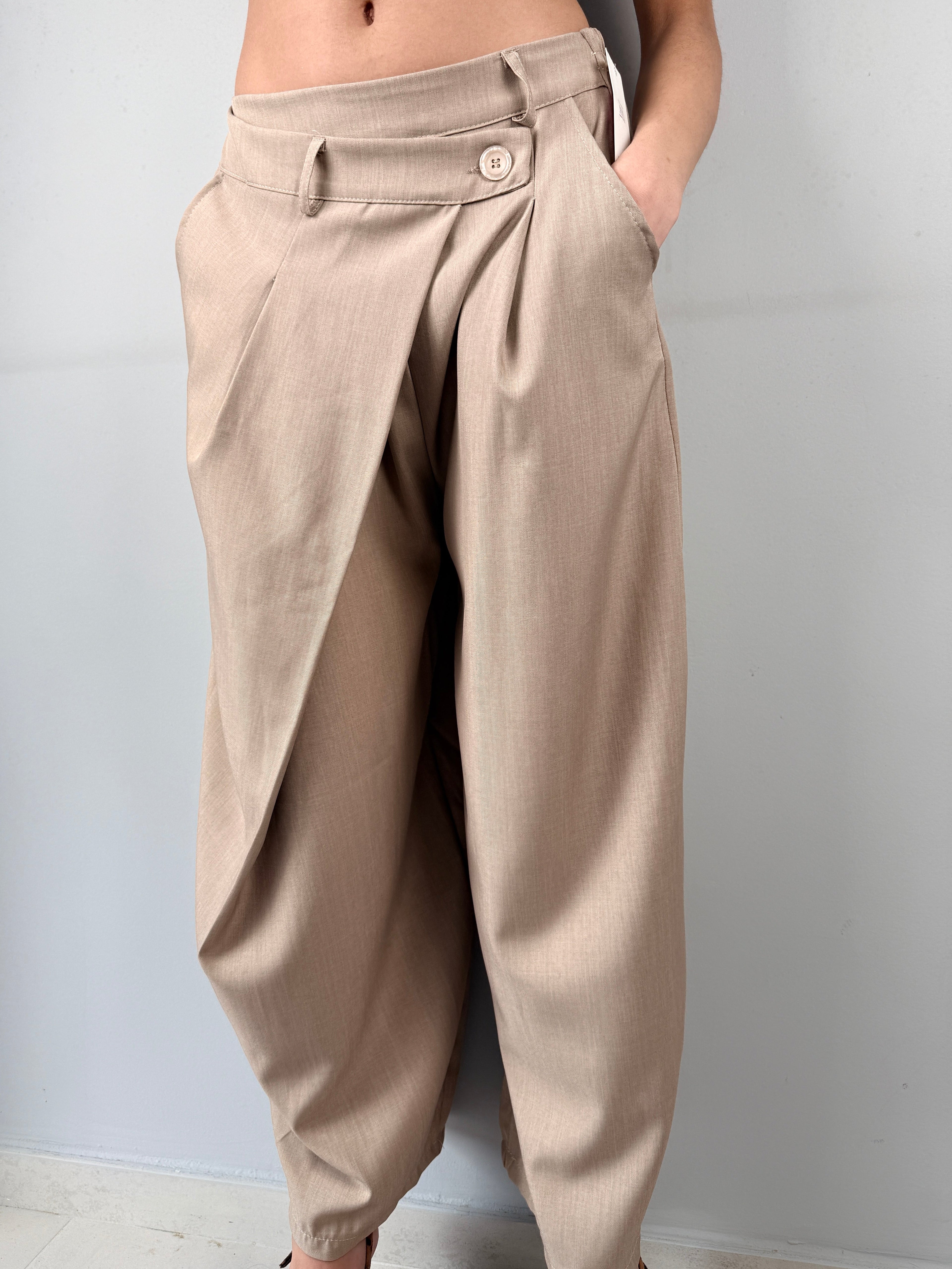 Pantaloni Wide Leg con Vita Asimmetrica – Taglia Unica