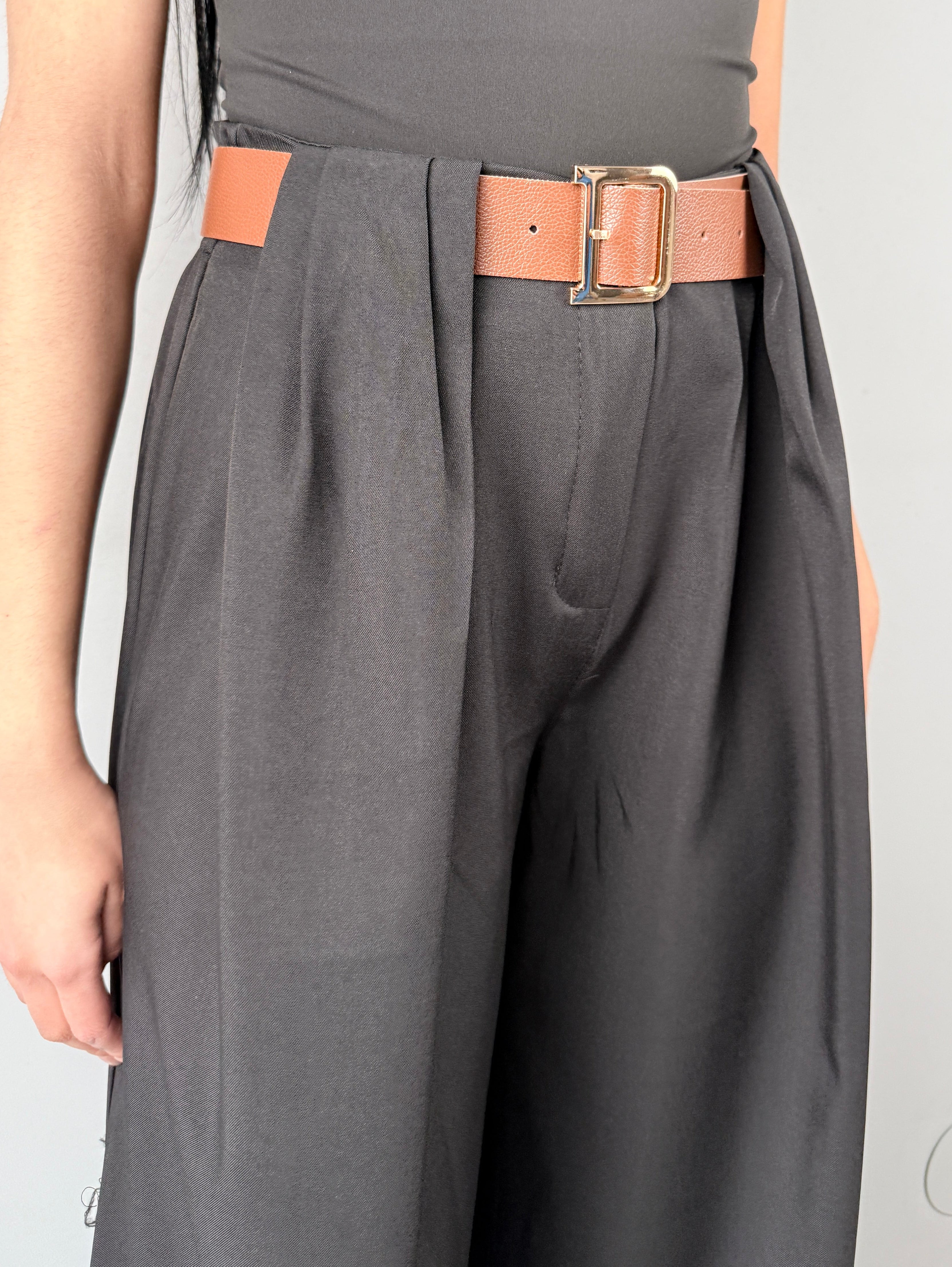Pantalone Wide Leg con Drappeggio e Cintura Inclusa - Black
